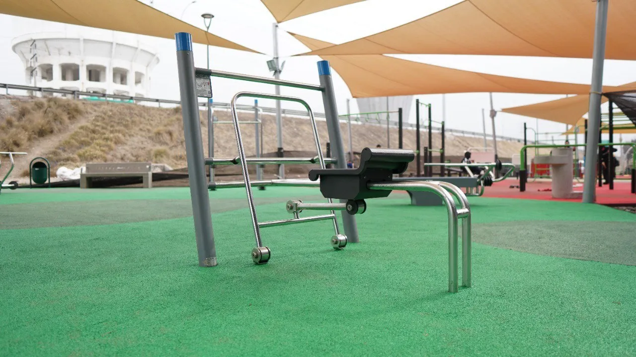 Denfit SportPoint Cardio Row romaskine udendørs