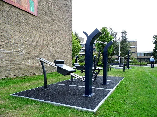 Denfit UrbanGym LegPush benpres rustfri