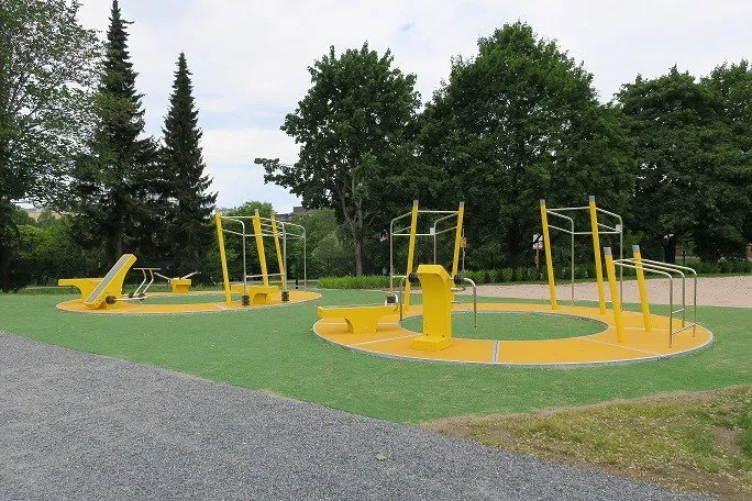 Denfit SportPoint Dip Press træningsstation bryst triceps