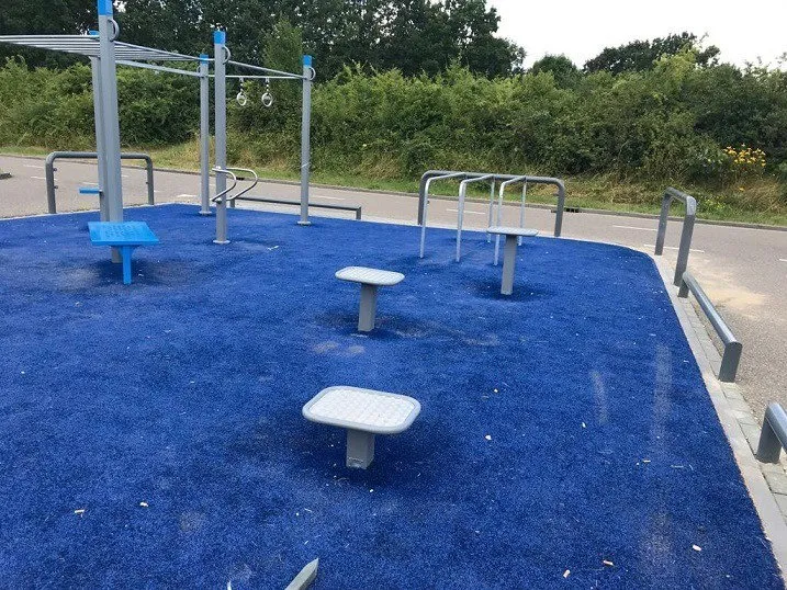 Denfit DSW4953 HIT træningsstation udendørs