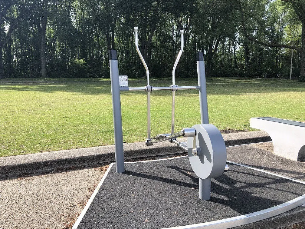 Denfit Cardio Cross udendørs crosstrainer skånsom