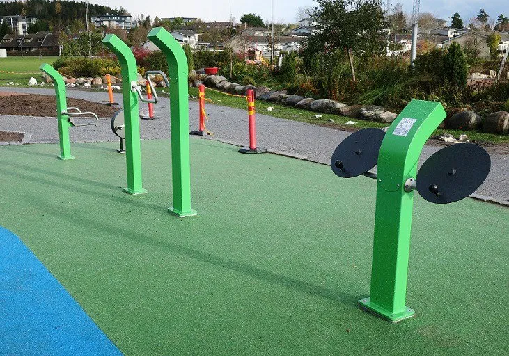 Denfit WaxOnWaxOff Inclusive træningsstation til alle