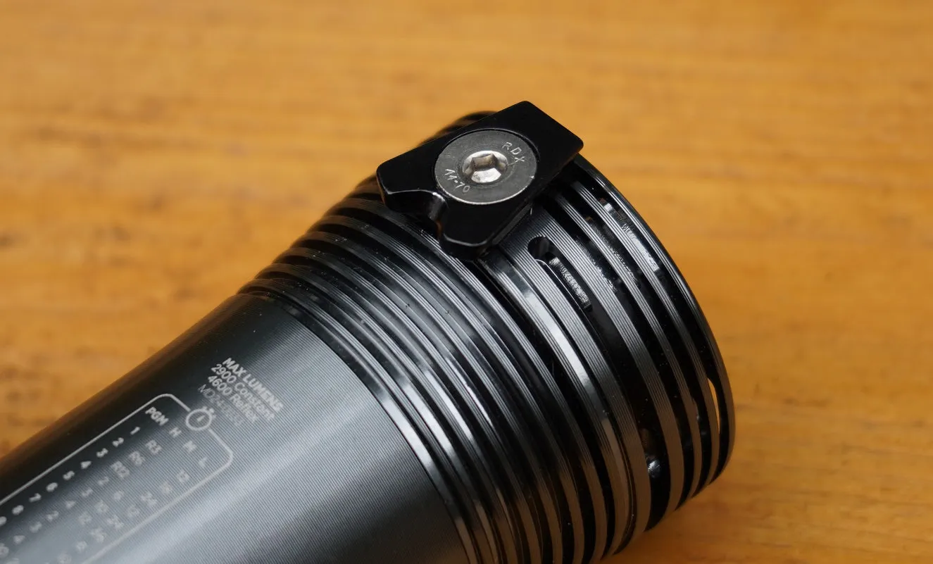 Exposure Lights Cleat med bolt til styrlygte