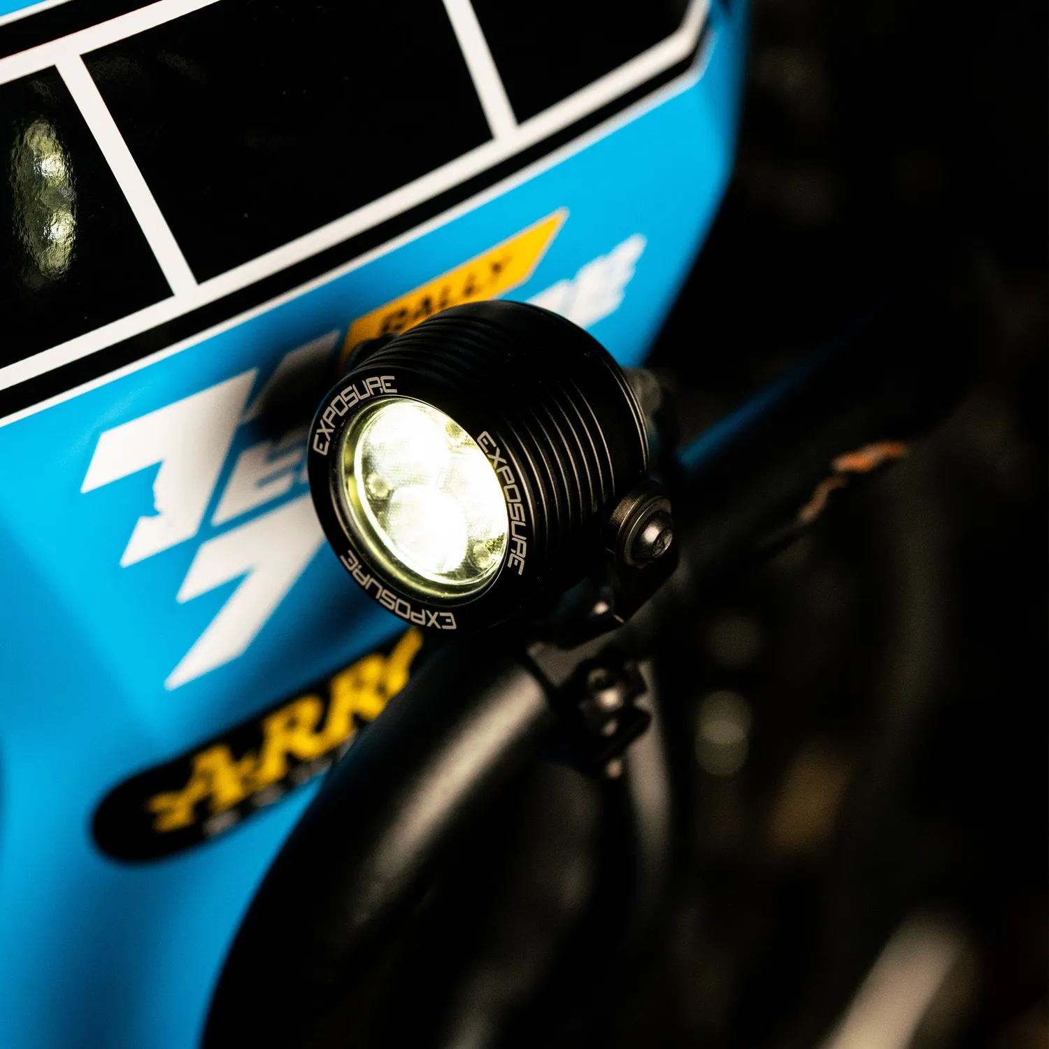 Exposure Radial 3 Adventure motolygte gul par