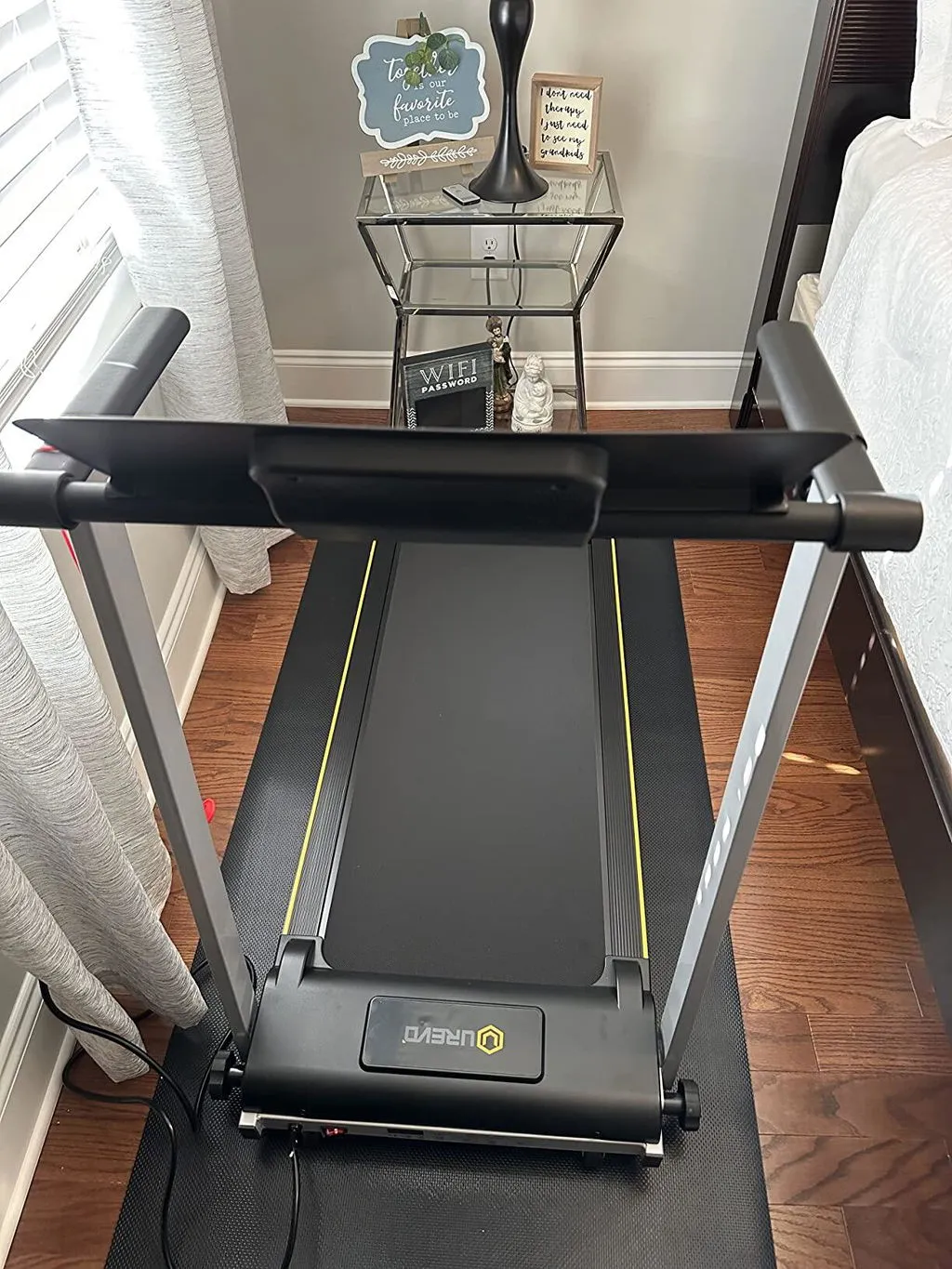 Urevo Foldi Mini løbebånd sort med HIIT-programmer