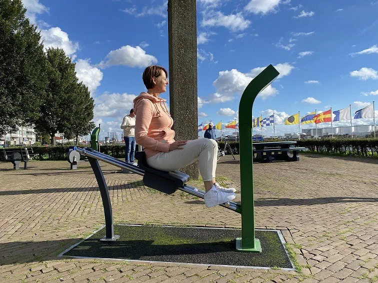 Denfit UrbanGym LegPush benpres rustfri