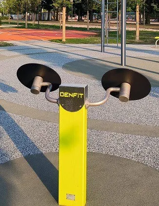 Denfit WaxOnWaxOff Inclusive træningsstation til alle