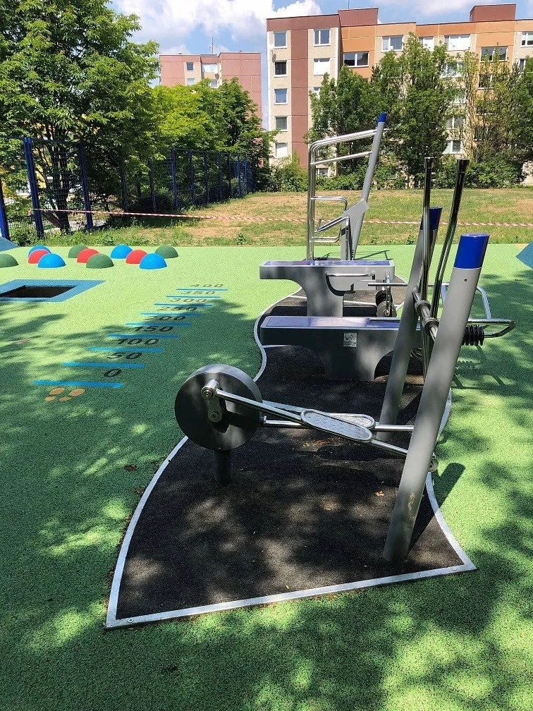 Denfit Cardio Cross udendørs crosstrainer skånsom